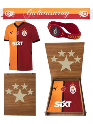 Galatasaray Orijinal 2024/2025 5 Yıldız Iç Saha Parçalı Forma Atkı ve Bileklik Hediyelik Ahşap Kutulu
