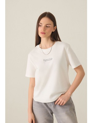 Amia&co.  Ekru Bisiklet Yaka Baskılı Kısa Kollu T-Shirt