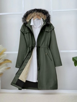 Çıkma Kapşonlu Yıldız Metal Detaylı Kaban -Haki