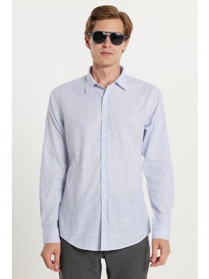 Erkek Slim Fit Dar Kesim Düğmeli Spor Yaka Keten Efekt %100 Pamuk Mavi Çizgili Yazlık Gömlek