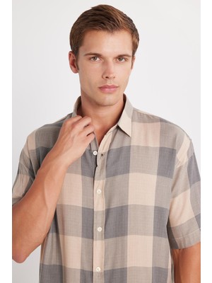 Erkek Relax Fit Rahat Kesim Spor Yaka Kısa Kollu Viskon Kareli Gömlek