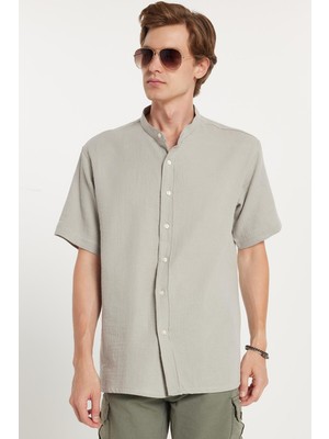 Tudors Erkek Relax Fit Rahat Kesim Oversize %100 Pamuk Müslin Kumaş Kısa Kollu Spor Hakim Yaka Gri Gömlek