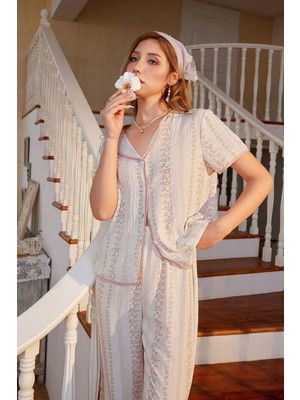 Çok Renkli Fransız Esintili Zarif Pijama Takımı 7325