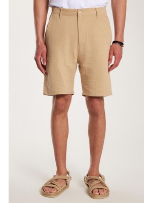 Tudors Erkek Regular Kesim Yandan Cepli Fermuarlı Kahverengi Bermuda Şort Hafif Kumaş Özelliğiyle