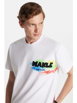 Tudors Relax Fit Rahat Kesim Pamuklu Ön ve Arka Baskı ve Nakış Detaylı Bisiklet Yaka Beyaz Erkek Tişört