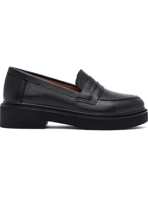 Kadın Siyah Deri Maskülen Loafer 25AFD130318