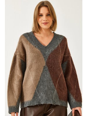 Shade Kadın V Yaka Baklava Desenli Triko Kazak