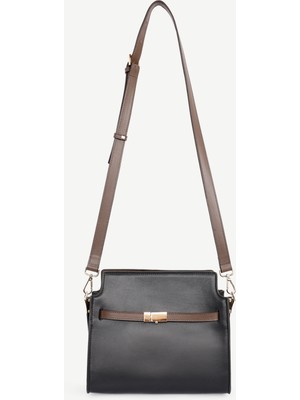 Kemer Detaylı Deri Omuz Çantası