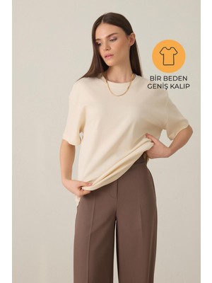 Krem %100 Pamuklu Bisiklet Yaka Basic Kısa Kollu Oversize T-Shirt