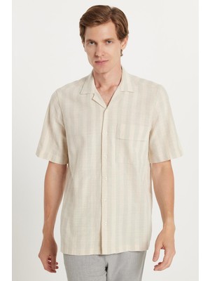 Erkek Regular Fit Klasik Kesim Kısa Kollu Apaş Yaka Çizgili Cepli %100 Pamuk Gömlek