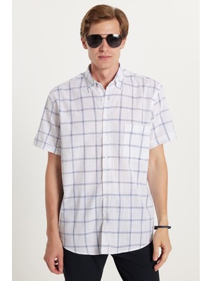 Erkek Regular Fit Klasik Kesim %100 Pamuk Keten Doku Cepli Kareli Kısa Kollu Düğmeli Yaka Gömlek