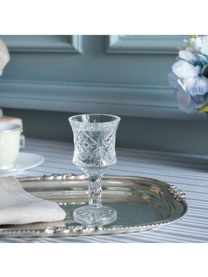 Madame Coco Aron Stemware