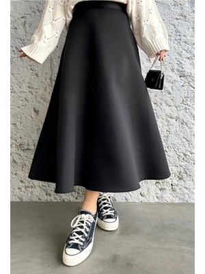 Giyim Odası Kadın Scuba Etek Uzun Siyah Lastikli Beli Örme Kumaş Trend Desenli Türkiye Menşeli