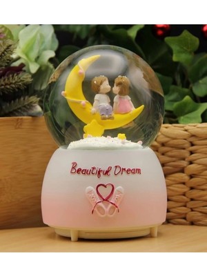 Büyük Boy Kar Küresi, Renkli Aydaki Aşıklar, Kurmalı, Şık ve Estetik Dekorasyon Parçası