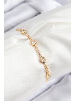 Pirinç Zirkon Taşlı Daire Model Gold Renk Asansörlü Kadın Bileklik - EBJ250816W37452
