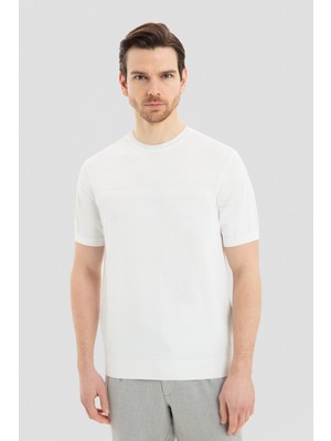 Sabri Özel Ekru Bisiklet Yaka Jakarlı Triko T-shirt