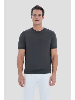 Sabri Özel Erkek Koyu Yeşil Dar Kesim Slim Fit Viskon Triko Bisiklet Yaka Tişört