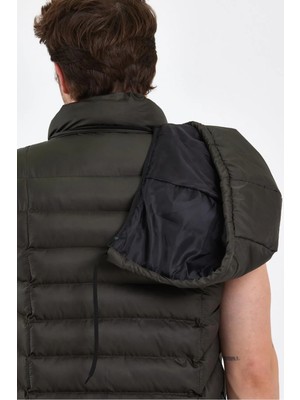 Nemonti Yakamor Erkek Kapşonlu Yelek Haki Renk Normal Kalıp ile Spor ve Klasik Kombinler İçin Uygun