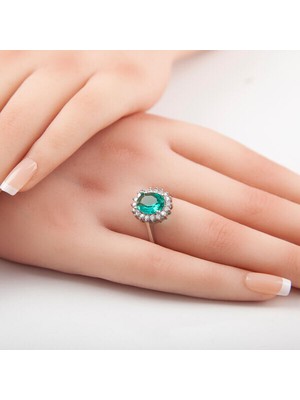 Koyu Yeşil Baget Oval  925 Ayar Gümüş  Kadın Yüzük