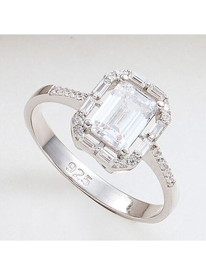 Tek Taş  Baget 925 Ayar Gümüş Kadın Yüzük