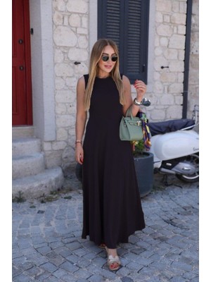 Gökyüzü Moda Kadın Sıfır Kollu Bisiklet Yaka Viskon Elbise