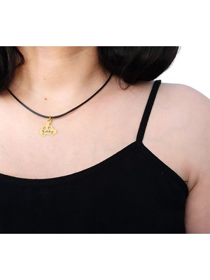 14 Ayar Plakalı Altın Yıldız Ismine Özel Araba Figürlü Siyah Bağlıklı Hediyelik KOLYE-630ISIM