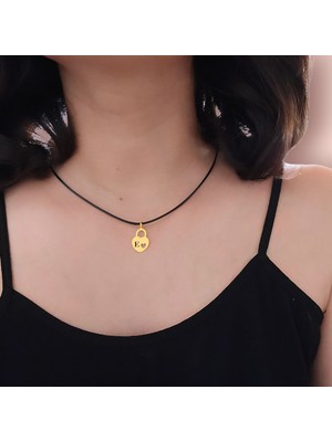 14 Ayar Plakalı Altın E Harfine Özel Siyah Bağlıklı Kalp Motifli Hediyelik KOLYE-632HARF