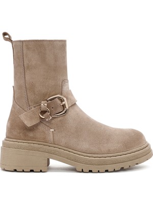 Kadın Bej Fermuarlı Kalın Tabanlı Süet Deri Bot 25WFD183210