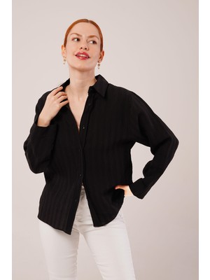 Runiquehome Düğmeli ve Çizgi Detaylı Siyah Gömlek