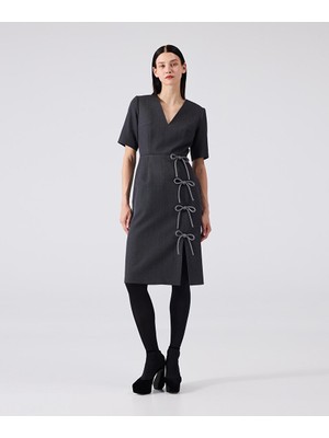 Fiyonklu V Yaka Elbise MW6240002063081