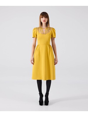 Işlemeli Cutout Elbise MW6240002050009