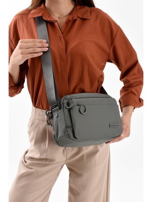 Kadın Postacı Çanta Paraşüt Kumaş Çapraz Askılı Elde Tutmalı Omuz Çantası 21*17 cm Su Itici Kumaş