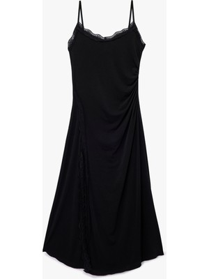 Sandy Kumaş Ince Askılı Dantel Detaylı Midi Boy Slip Elbise