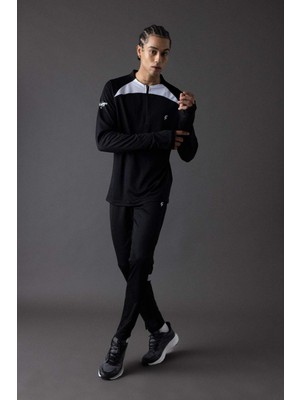 DeFacto Sporcu Jogger Eşofman Altı Slim Fit Dar Kesim Fermuarlı Paça B5029AX24SP