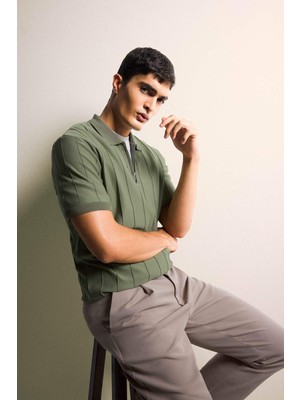 DeFacto Standart Fit Fermuarlı Polo Yaka Triko Kısa Kollu Tişört F1945AX25AU