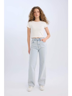 DeFacto %100 Pamuk 90's Wide Leg Yüksek Bel Geniş Paça Jean Pantolon D7960AX25SP