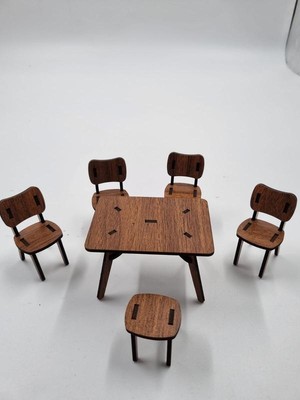 Ahşap Dekoratif Oyuncak Masa Sandalye Takımı 6'lı Set 24 cm Modern Dekor ve Zarif Görünüm