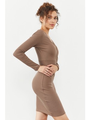 Tommy Life Bej Kaşkorse Triko Dar Kalıp  Kruvaze Yaka Kadın Elbise - 97118