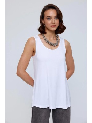 Kadın Beyaz Ön Arka U Yaka Kolsuz Tişört