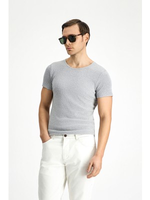 Bisiklet Yaka Slim Fit Dar Kesim Pamuklu Fitilli Tişört