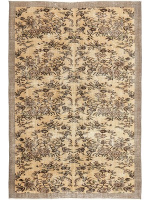 Bespoky El Dokuma Bej Yün Halı | El Yapımı Klasik Salon Halısı | %100 Doğal Yün