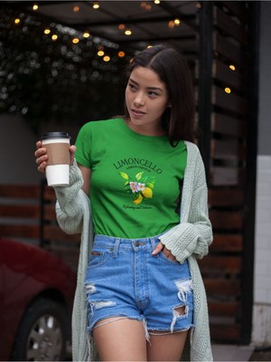 Lımoncello Baskılı / Kadın Çok Renkli T-Shirt %100 Pamuk Regular Fıt Rahat Kalıp
