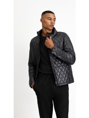 Kiğılı Dik Yaka Cepli Fermuarlı Rüzgar Geçirmez Kapitone Spor Mont