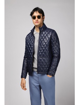 Kiğılı Dik Yaka Cepli Fermuarlı Rüzgar Geçirmez Kapitone Spor Mont