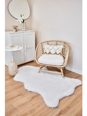 Beyaz Düz Etnik Modern Desenli Hav Vermeyen Leke Tutmayan Kolay Temizlenen Yumuşak Makine Salon Yolluk Mutfak Halı