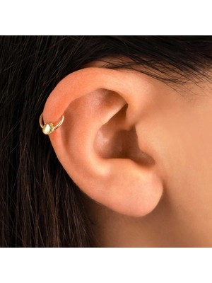 Deniz Kabuğu Motifli Helix Piercing