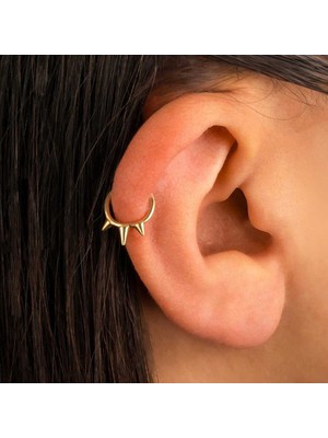 Üç Diken Motifli Helix Piercing