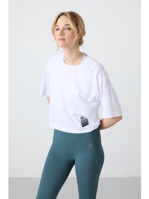 Tommy Life Beyaz Nefes Alan Dokulu İnce Esnek Oversize Fit Performans Kadın T-Shirt - 97284