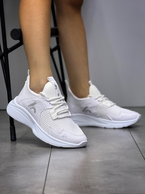 Homiro Bağcıklı Unisex Çocuk Spor Ayakkabısı Beyaz Konforlu Ve Esnek Tasarım İle 27 Numarada