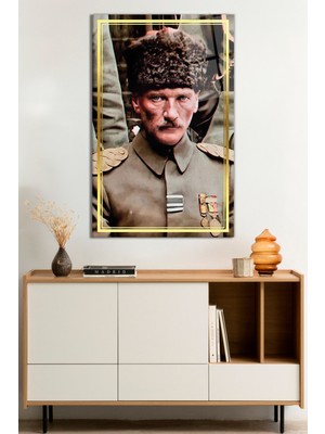 Gold Şeritli Mustafa Kemal Atatürk Portresi Cam Tablo, Darbelere Dayanıklı Kırılmaz Cam, Hediyelik